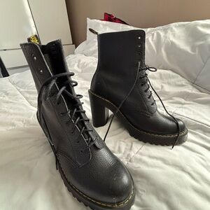 Dr. Martens Black Leather Kendra Boots, size 9 US/size 7 UK - like new,worn once